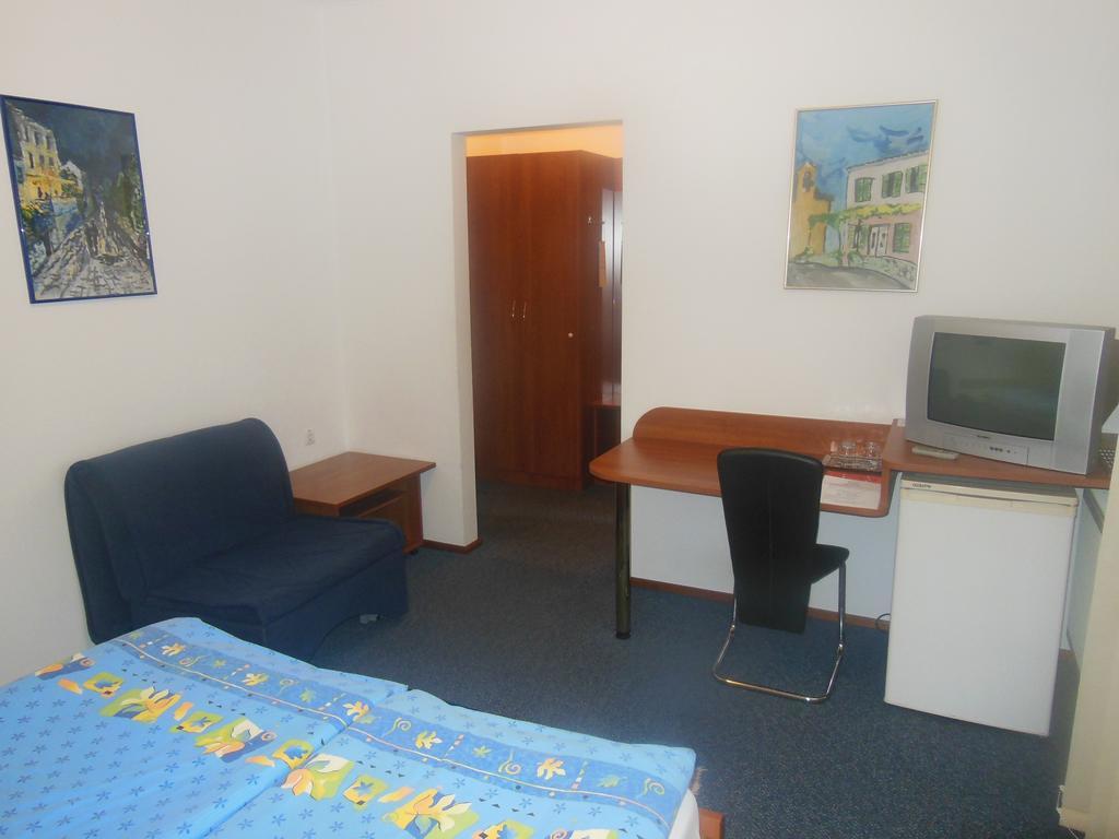 Hotel Pri Belokranjcu Novo Mesto Værelse billede