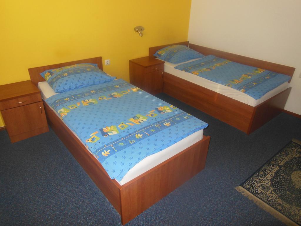 Hotel Pri Belokranjcu Novo Mesto Værelse billede
