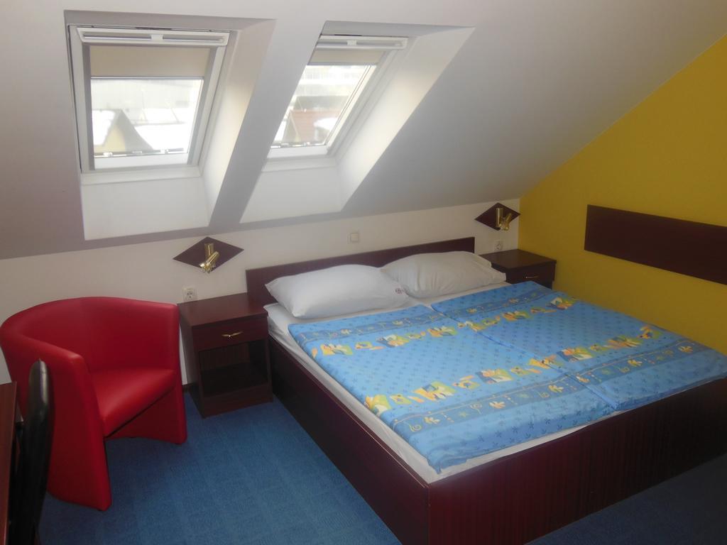 Hotel Pri Belokranjcu Novo Mesto Værelse billede