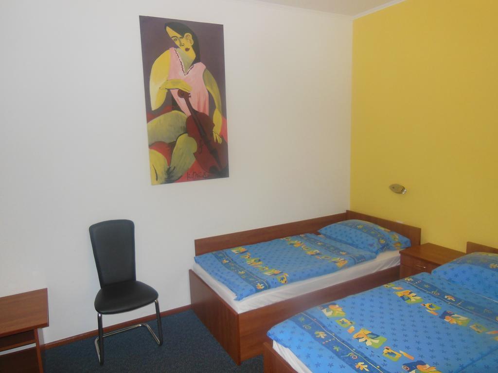 Hotel Pri Belokranjcu Novo Mesto Værelse billede